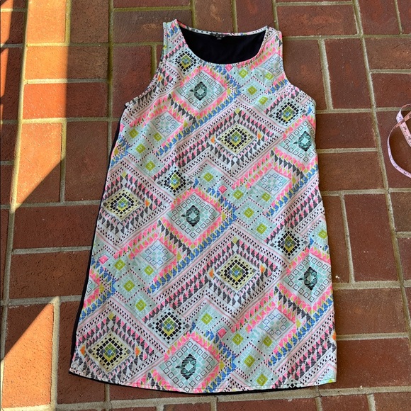 TCEC Dresses & Skirts - TCEC Multicolor Geometric Aztec Print Sleeveless Shift Dress Black Back Medium